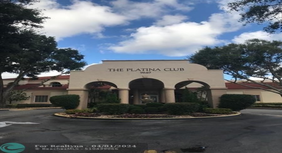 Platina Clubhouse