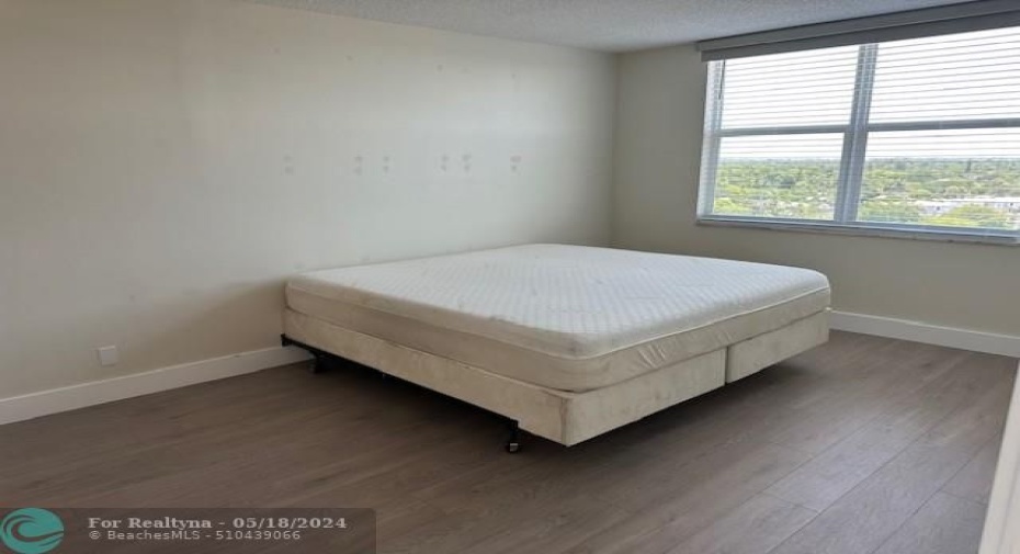 Large bedroom