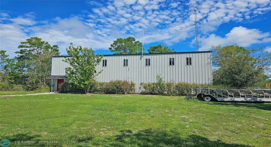 50' x 60' Steel Building