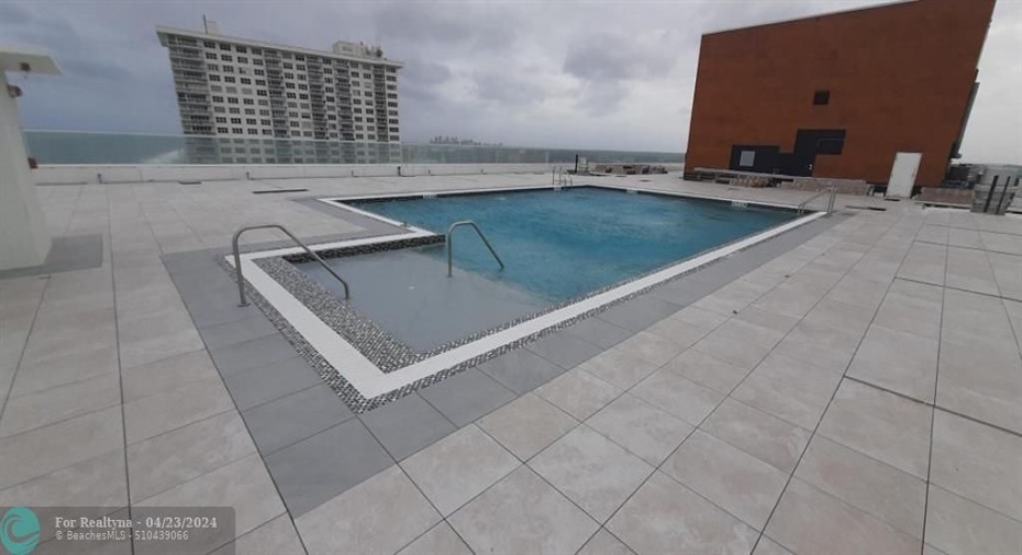 Brand New Roof Top Pool
