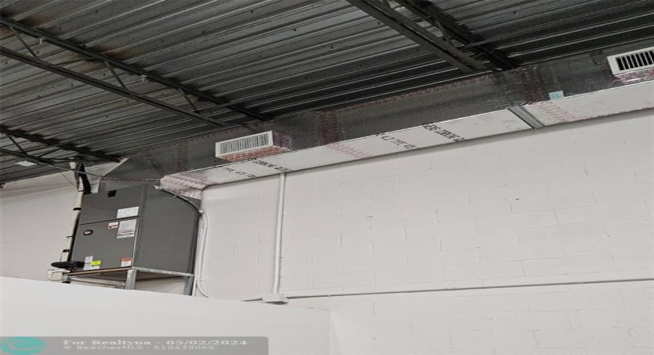 AC system for warehouse