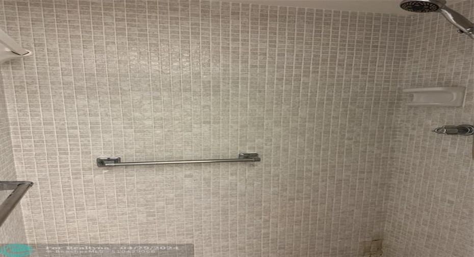 Shower stall