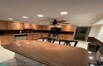 Open remodeled Kitchend