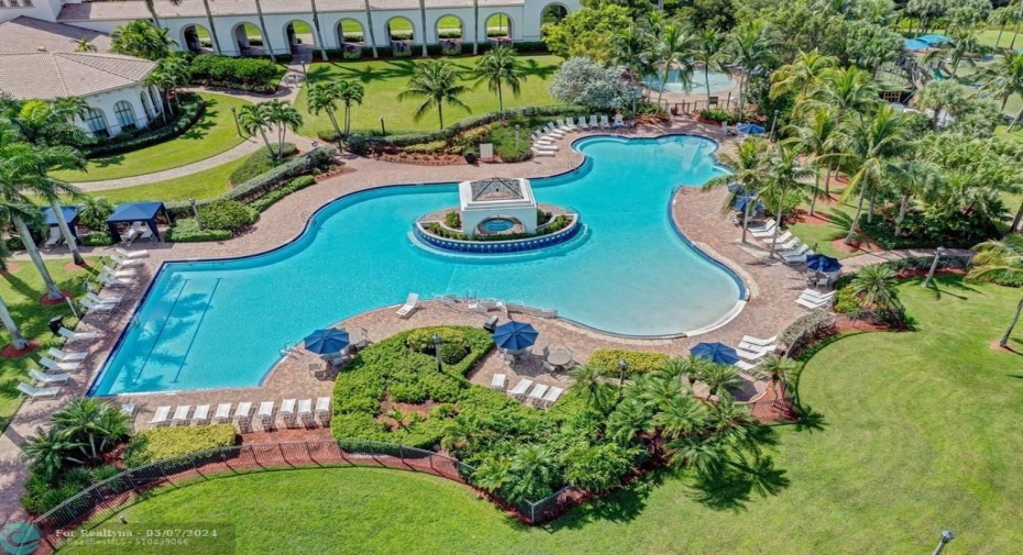 RESORT STYLE POOL