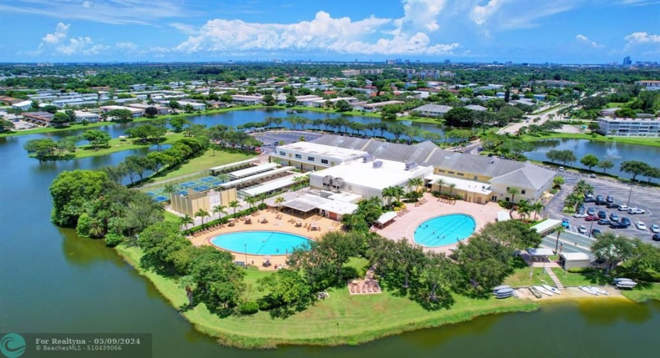 AERIAL VIEW OF HUGE CLUBHOUSE AND AMENITIES