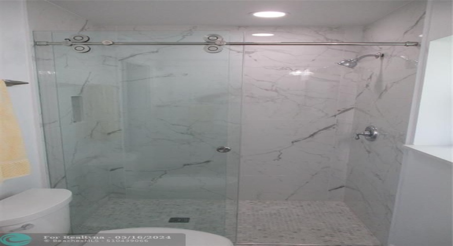 En Suite Bathroom with Curbless Walk in Shower