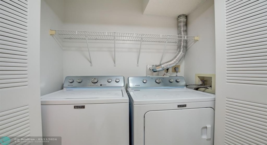 in-unit washer & dryer