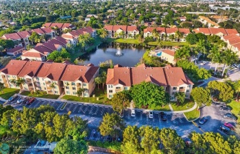 Welcome to your own little piece of paradise! Mirabella Villas is a gated community with endless amenities to enjoy the South Florida lifestyle!