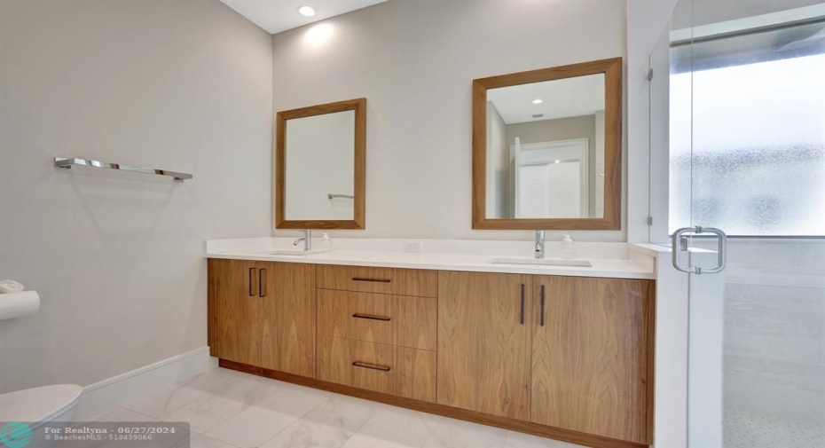 Bedroom Suite 3 Bath - Dual Vanities