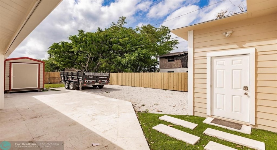 Side door entry of detached garage