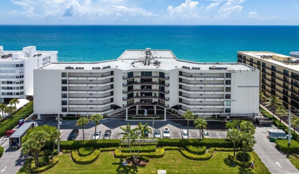 3610 S Ocean Boulevard Unit 303, South Palm Beach, Florida 33480, 2 Bedrooms Bedrooms, ,2 BathroomsBathrooms,Condominium,For Sale,Ocean,3,RX-10858853