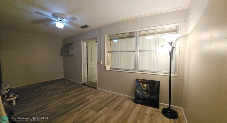 Enclosed Florida Room/Den