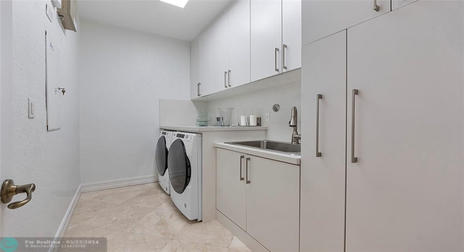 Fabulous downstairs Laundry with newer Washer /Dryer REMODELED AND NEW APPLINACES IN 2020