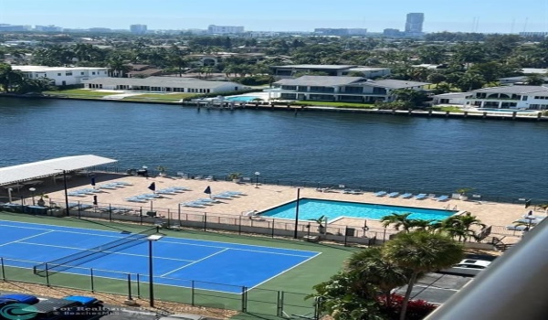 Pool-Tennis-Intracoastal