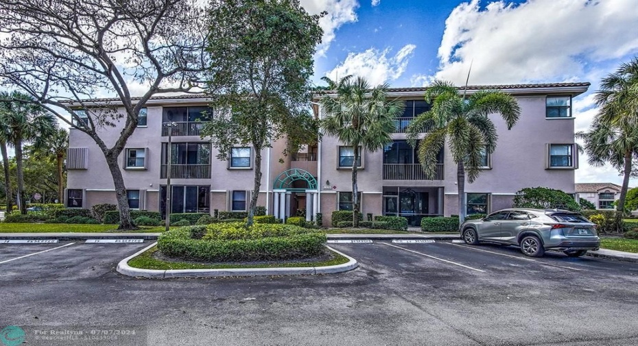 Welcome home to your top-floor condo!