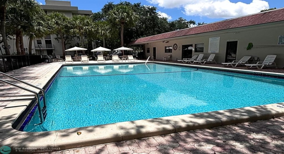 Club house Pool  -   Lounge chairs, umbrellas and BBQ Grills for Residents