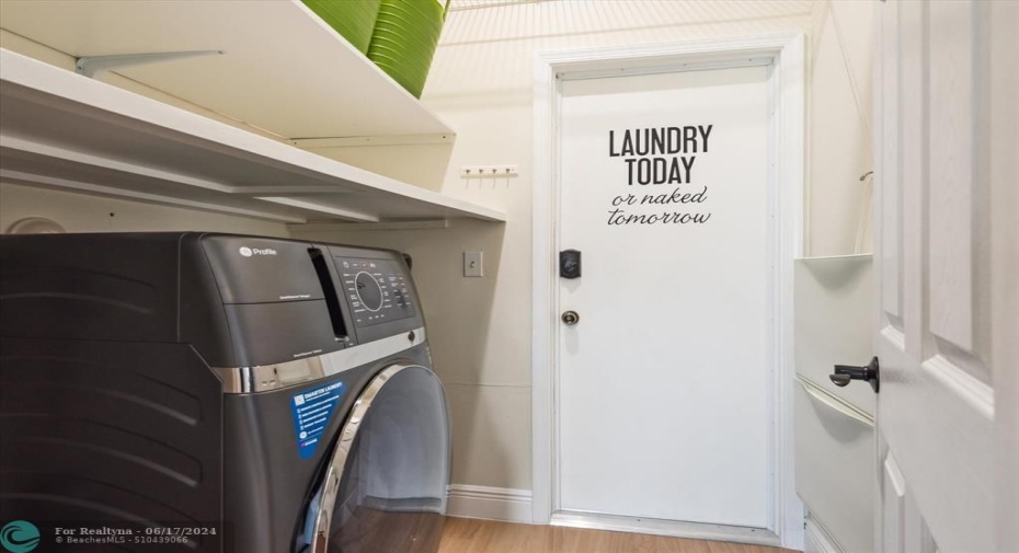 Spacious Laundry Rom with GE Profile Smarr Washer/Dryer Combo