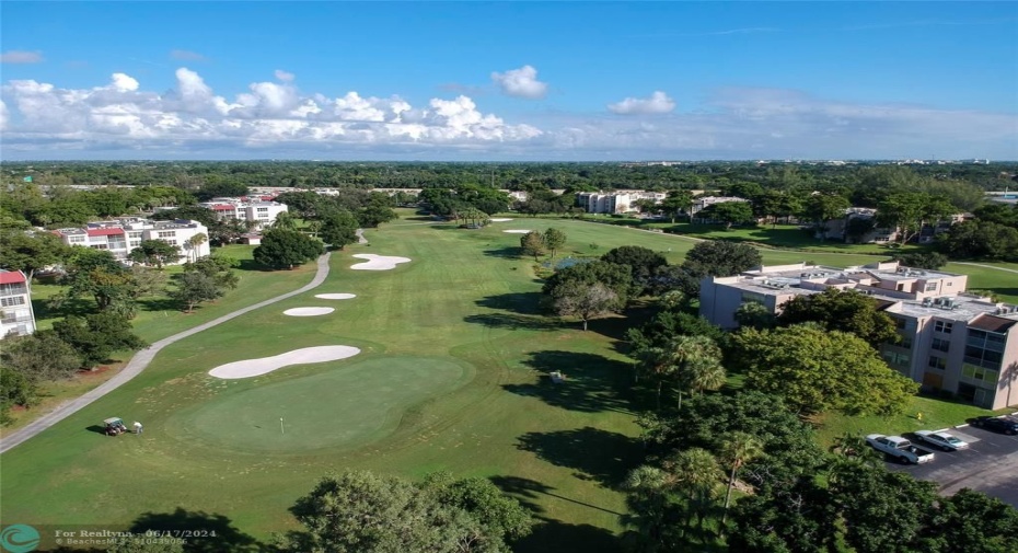 Amazing golf courses right in your backyard!