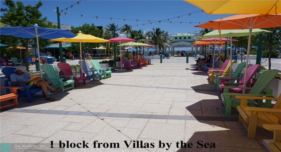 Downtown Laud-by-the-Sea just steps from Villas by the Sea