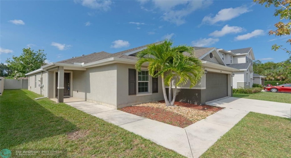 5160 NW Palm Trail Circle, Port St Lucie, FL Front View