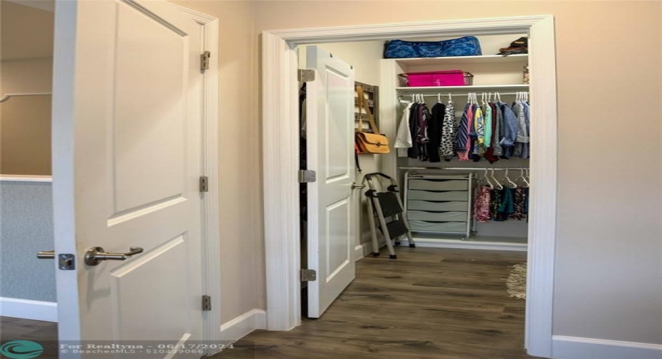 A to-die-for walk in closet.