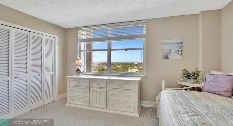 Guest bedroom with views of intracoastal