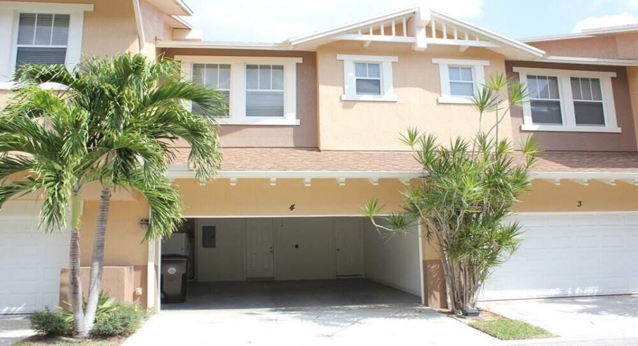 880 Millbrae Court Unit 4, West Palm Beach, Florida 33401, 2 Bedrooms Bedrooms, ,2.1 BathroomsBathrooms,Residential Lease,For Rent,Millbrae,1,RX-10894626