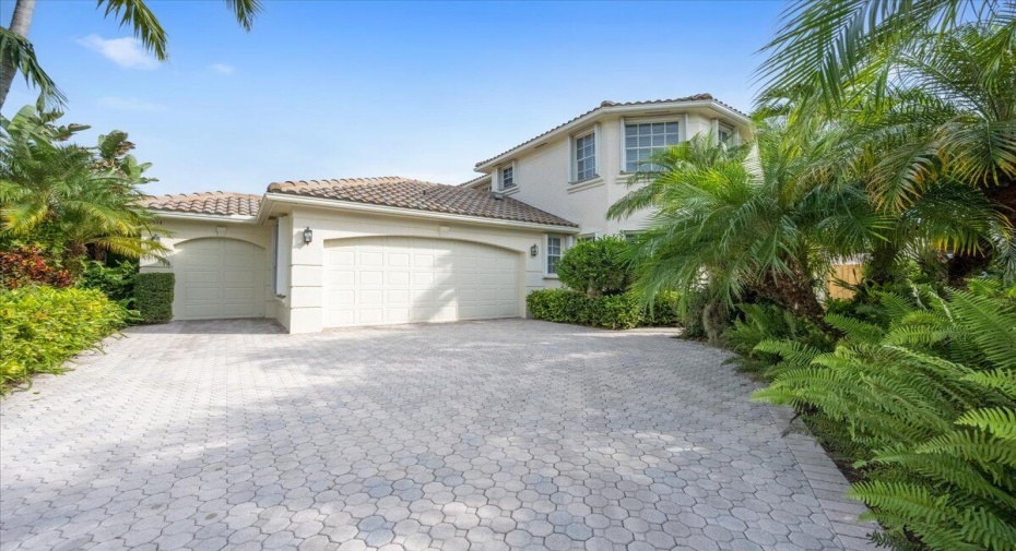 2514 Players Court, Wellington, Florida 33414, 5 Bedrooms Bedrooms, ,4 BathroomsBathrooms,Residential Lease,For Rent,Players,1,RX-10934884