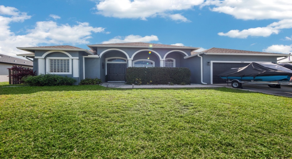 1062 SW Abbot Avenue, Port Saint Lucie, Florida 34953, 4 Bedrooms Bedrooms, ,3 BathroomsBathrooms,Residential Lease,For Rent,Abbot,1,RX-10956439