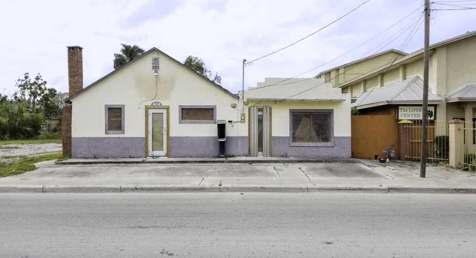 905 N 13th Street, Fort Pierce, Florida 34950, ,E,For Sale,13th,12,RX-10490807