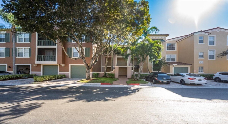 11720 Saint Andrews Place Unit 107, Wellington, Florida 33414, 2 Bedrooms Bedrooms, ,2 BathroomsBathrooms,Residential Lease,For Rent,Saint Andrews Place,1,RX-10767271