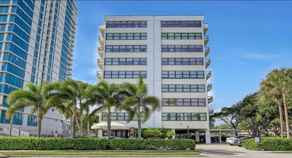 1501 S Flagler Drive Unit 9d, West Palm Beach, Florida 33401, 2 Bedrooms Bedrooms, ,2 BathroomsBathrooms,Residential Lease,For Rent,Flagler,9,RX-10856939