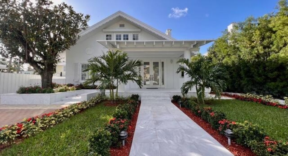 Palm Beach, Florida 33480, 3 Bedrooms Bedrooms, ,2 BathroomsBathrooms,Residential Lease,For Rent,RX-10910049
