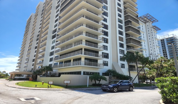 3400 N Ocean Drive Unit 203, Riviera Beach, Florida 33404, 2 Bedrooms Bedrooms, ,2 BathroomsBathrooms,Residential Lease,For Rent,Ocean,2,RX-10910917