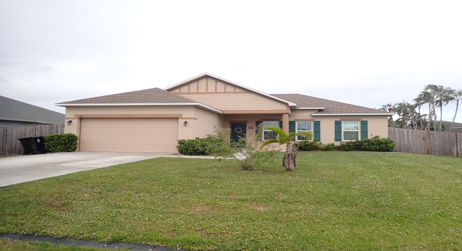607 SW Bacon Ter Terrace, Port Saint Lucie, Florida 34953, 3 Bedrooms Bedrooms, ,2 BathroomsBathrooms,Single Family,For Sale,Bacon Ter,RX-10953370