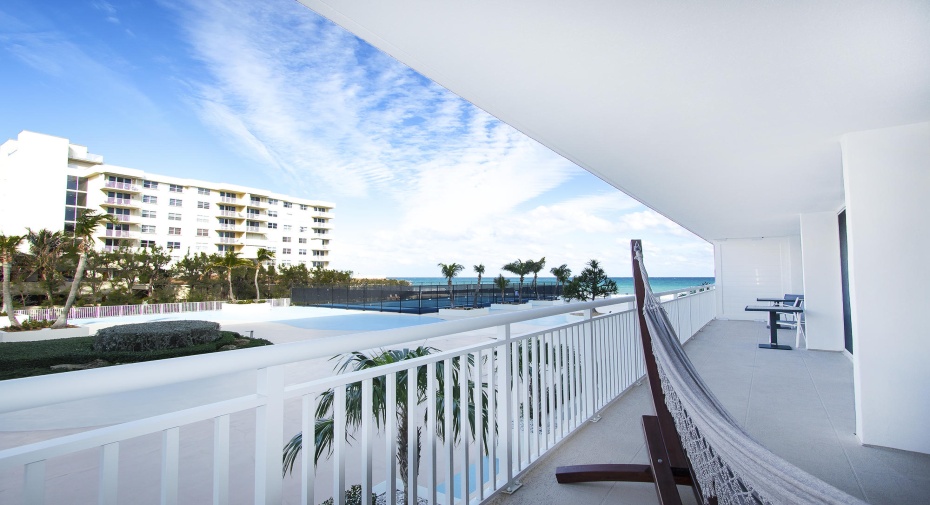 3546 S Ocean Boulevard Unit 325, South Palm Beach, Florida 33480, 2 Bedrooms Bedrooms, ,2 BathroomsBathrooms,Residential Lease,For Rent,Ocean,3,RX-10965874