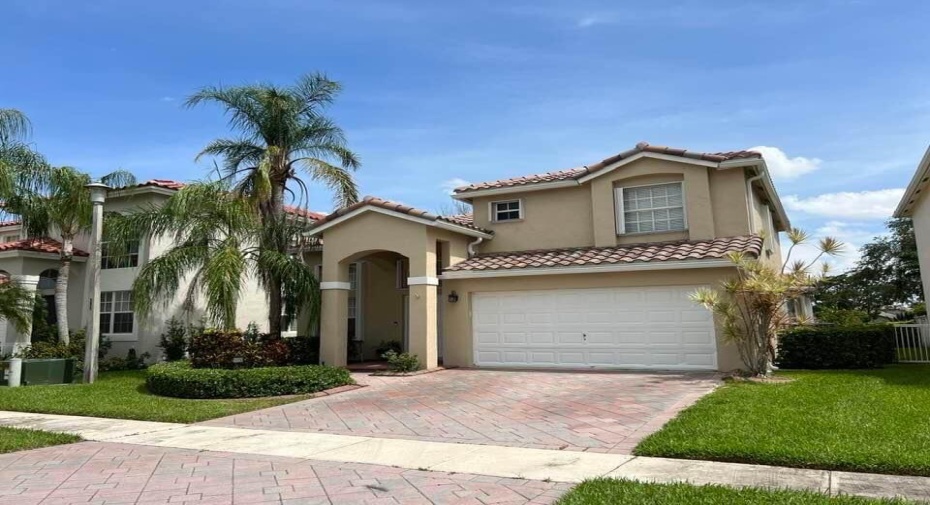 15150 Newquay Court, Wellington, Florida 33414, 4 Bedrooms Bedrooms, ,2 BathroomsBathrooms,Single Family,For Sale,Newquay,RX-10967042