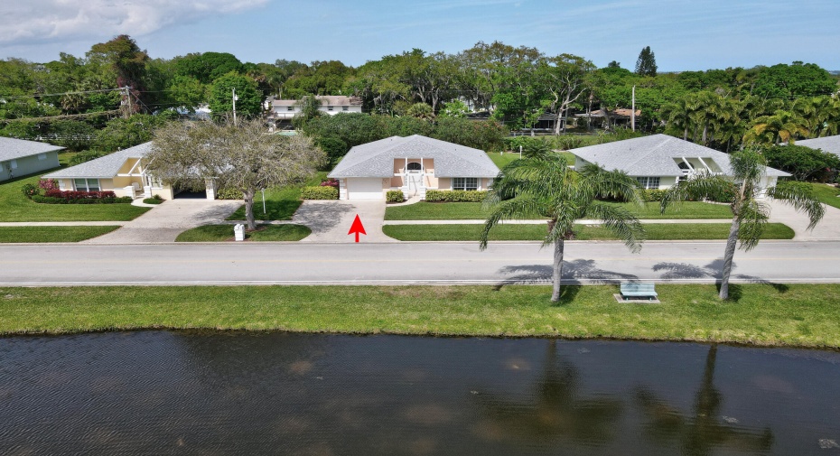 634 Lake Orchid Circle, Vero Beach, Florida 32962, 2 Bedrooms Bedrooms, ,2 BathroomsBathrooms,Single Family,For Sale,Lake Orchid,RX-10967917