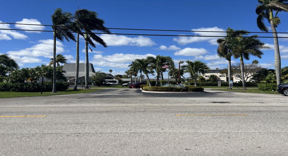 2682 S Garden Drive Unit 103, Lake Worth, Florida 33461, 2 Bedrooms Bedrooms, ,2 BathroomsBathrooms,Condominium,For Sale,Garden,1,RX-10960925