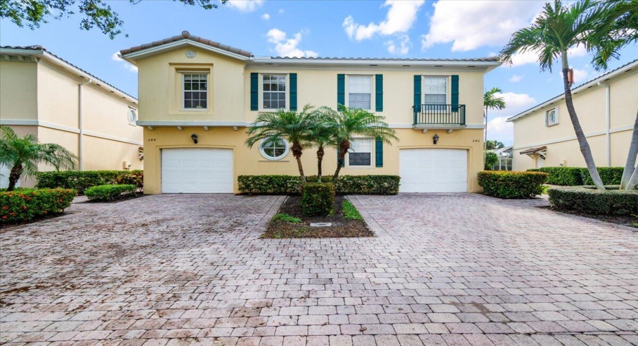 244 Fortuna Drive, Palm Beach Gardens, Florida 33410, 3 Bedrooms Bedrooms, ,2 BathroomsBathrooms,Townhouse,For Sale,Fortuna,RX-10967398