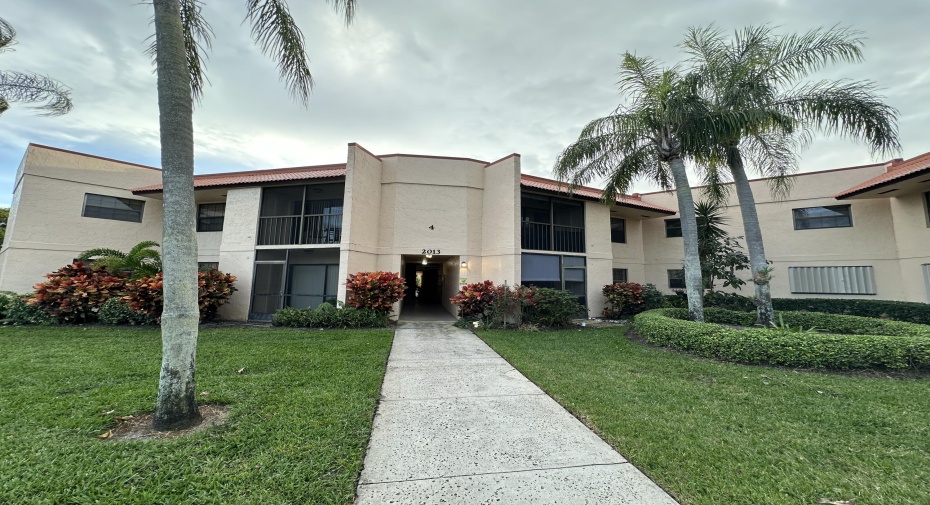 2013 NE Collins Circle Unit 4-110, Jensen Beach, Florida 34957, 1 Bedroom Bedrooms, ,1 BathroomBathrooms,Residential Lease,For Rent,Collins,110,RX-10950738