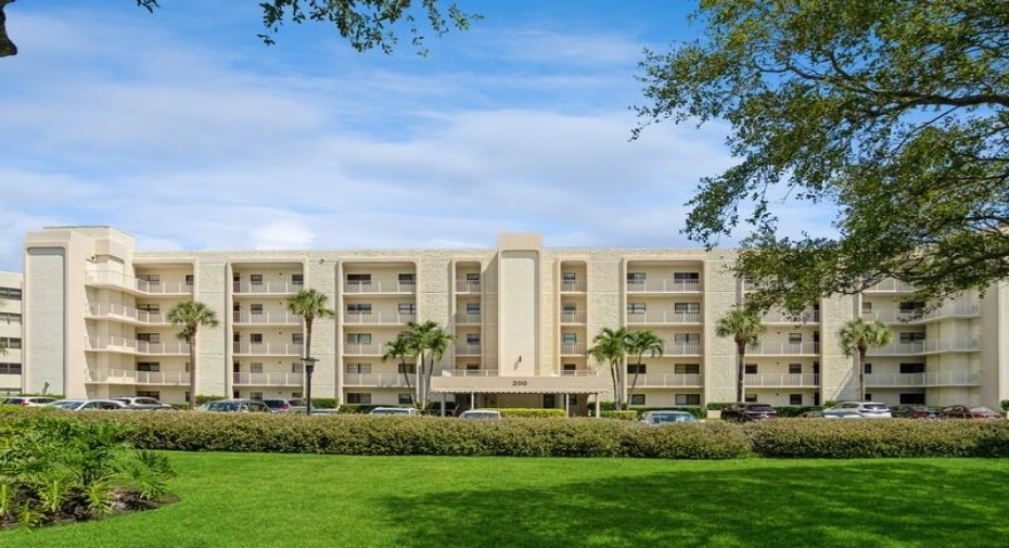 200 Intracoastal Place Unit 305, Jupiter, Florida 33469, 2 Bedrooms Bedrooms, ,2 BathroomsBathrooms,Residential Lease,For Rent,Intracoastal,3,RX-10969746