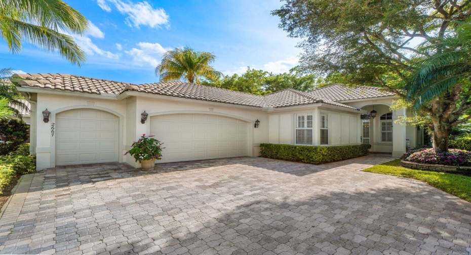 2667 Players Court, Wellington, Florida 33414, 3 Bedrooms Bedrooms, ,3 BathroomsBathrooms,Single Family,For Sale,Players,RX-10970111