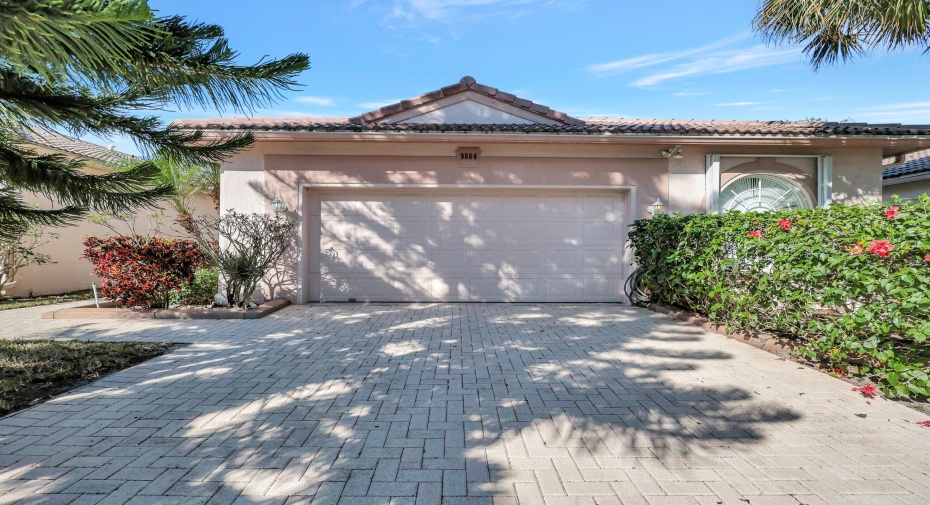 9064 Bay Point Circle, West Palm Beach, Florida 33411, 2 Bedrooms Bedrooms, ,2 BathroomsBathrooms,Single Family,For Sale,Bay Point,RX-10955902