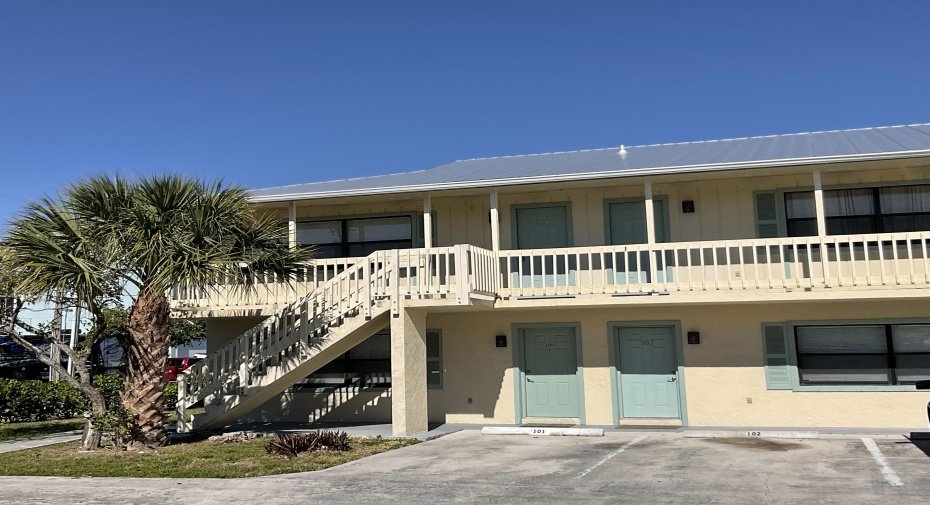 1206 Carlton Court Unit 201, Fort Pierce, Florida 34949, 2 Bedrooms Bedrooms, ,2 BathroomsBathrooms,Residential Lease,For Rent,Carlton,2,RX-10955002