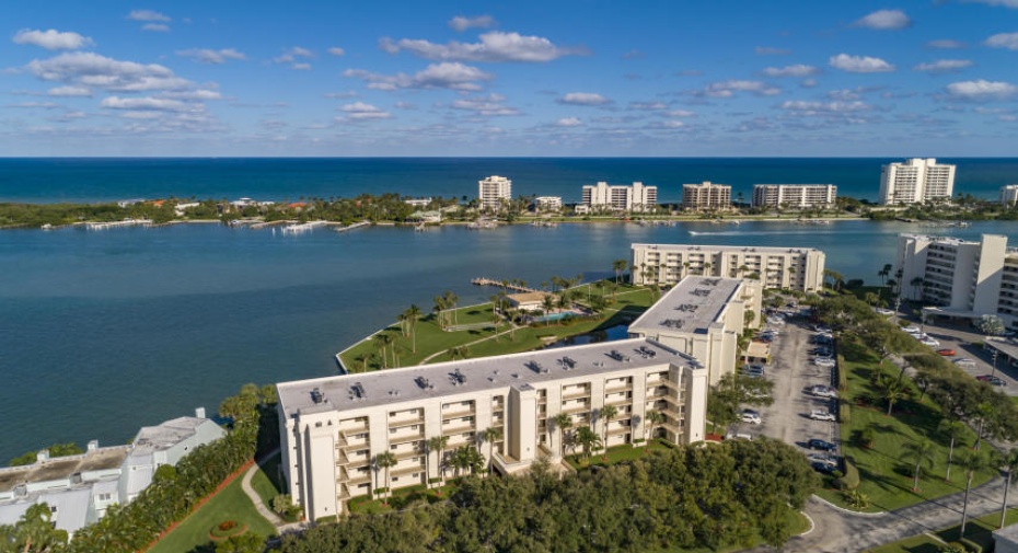 300 Intracoastal Place Unit 101, Tequesta, Florida 33469, 2 Bedrooms Bedrooms, ,2 BathroomsBathrooms,Residential Lease,For Rent,Intracoastal,1,RX-10967462