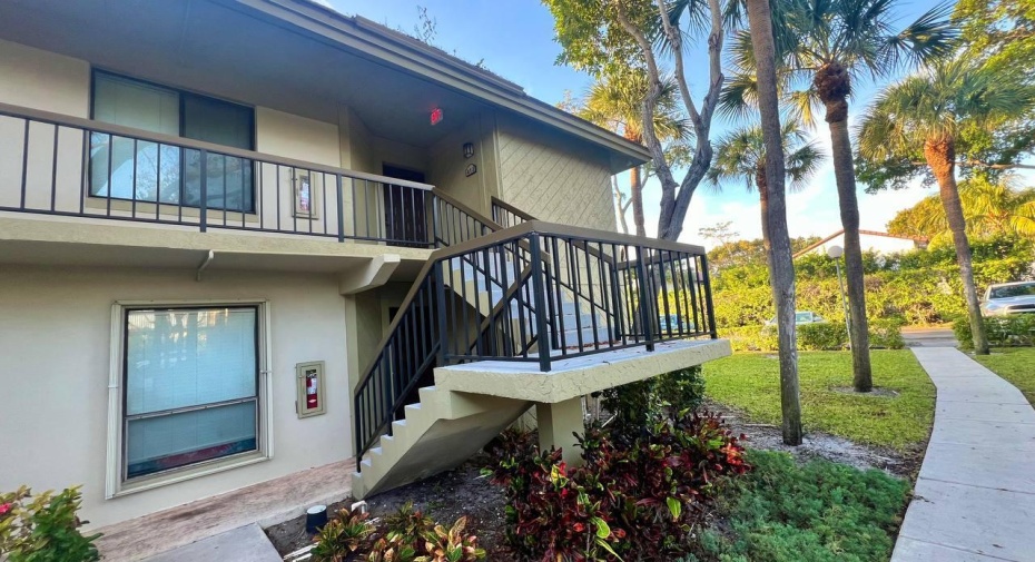 159 NW 70th Street Unit 408, Boca Raton, Florida 33487, 2 Bedrooms Bedrooms, ,2 BathroomsBathrooms,Residential Lease,For Rent,70th,2,RX-10940323