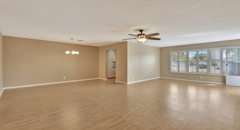 515 High Point Drive Unit B, Delray Beach, Florida 33445, 1 Bedroom Bedrooms, ,1 BathroomBathrooms,Condominium,For Sale,High Point,1,RX-10970706