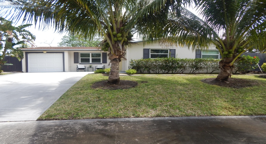 12190 Colony Avenue, Palm Beach Gardens, Florida 33410, 3 Bedrooms Bedrooms, ,2 BathroomsBathrooms,Residential Lease,For Rent,Colony,RX-10973514