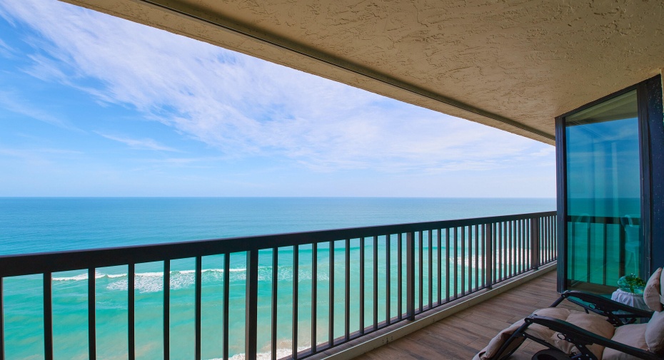 9500 S Ocean Drive Unit 1903, Jensen Beach, Florida 34957, 2 Bedrooms Bedrooms, ,2 BathroomsBathrooms,Condominium,For Sale,Ocean,19,RX-10974031